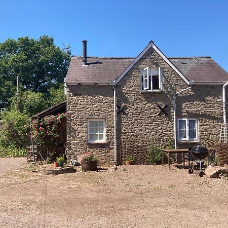 The Bothy At Oak Farm Apartment Usk Luaran gambar